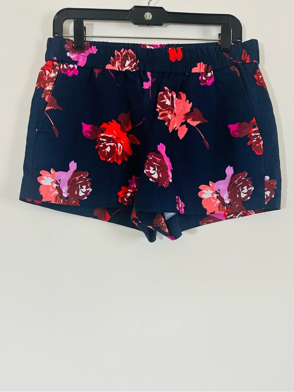 J.Crew linen blend navy floral pull on shorts Size 8